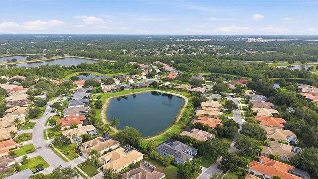 6915 HONEYSUCKLE TRAIL, Lakewood Ranch, FL 34202
