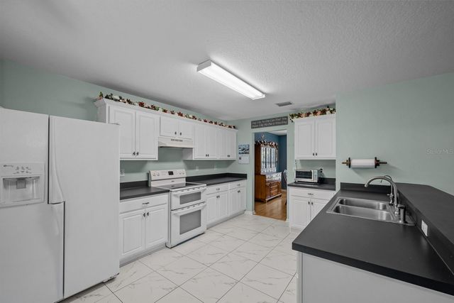 14 BURNLEY PLACE, Palm Coast, FL 32137