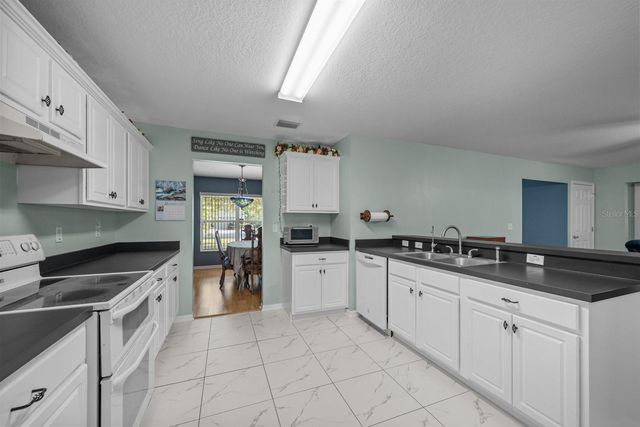 14 BURNLEY PLACE, Palm Coast, FL 32137