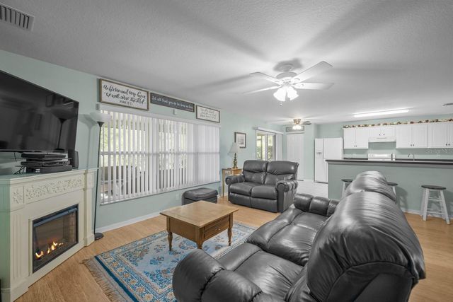 14 BURNLEY PLACE, Palm Coast, FL 32137