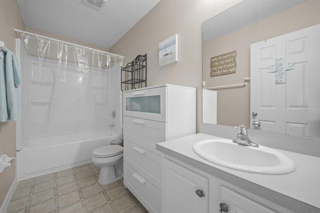 14 BURNLEY PLACE, Palm Coast, FL 32137