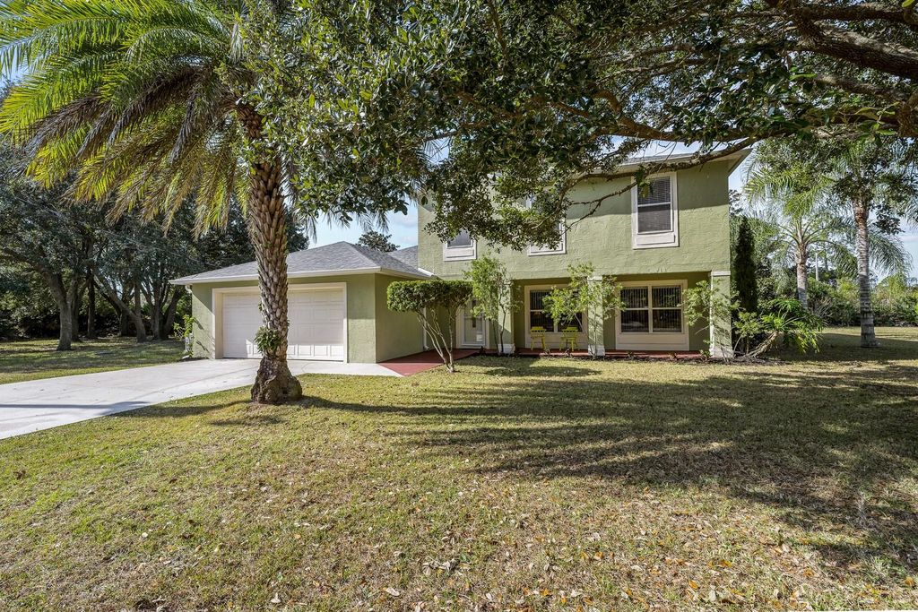 14 BURNLEY PLACE, Palm Coast, FL 32137