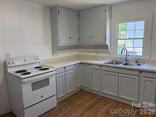 597 Harris Street NW, Concord, NC 28025