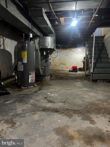 4844 N FRONT ST, Philadelphia, PA 19120