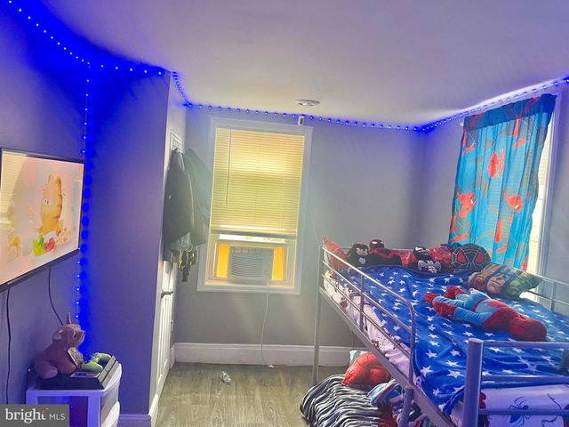 4844 N FRONT ST, Philadelphia, PA 19120