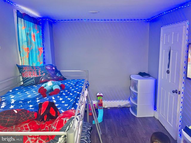 4844 N FRONT ST, Philadelphia, PA 19120