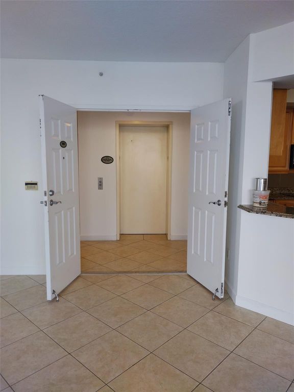 100 S Birch Road 1005D, Fort Lauderdale, FL 33316