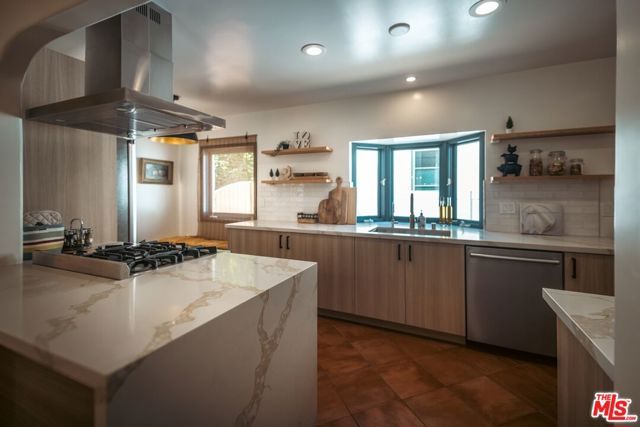410 N Crescent Heights Boulevard, Los Angeles, CA 90048