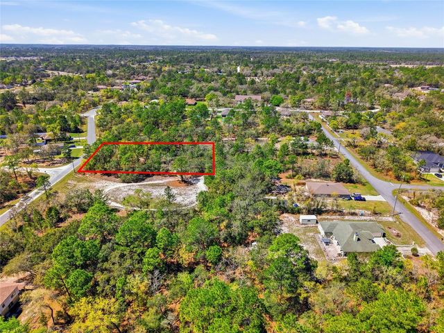 11155 MARSH WREN AVENUE, Weeki Wachee, FL 34614