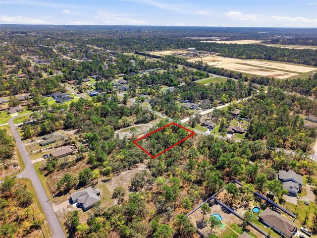 11155 MARSH WREN AVENUE, Weeki Wachee, FL 34614