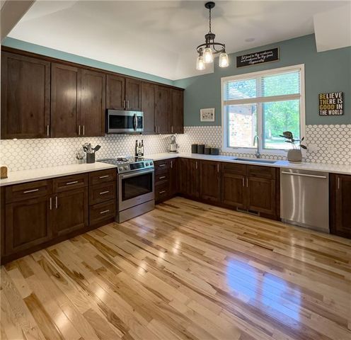 14682 W 144th Terrace, Olathe, KS 66062