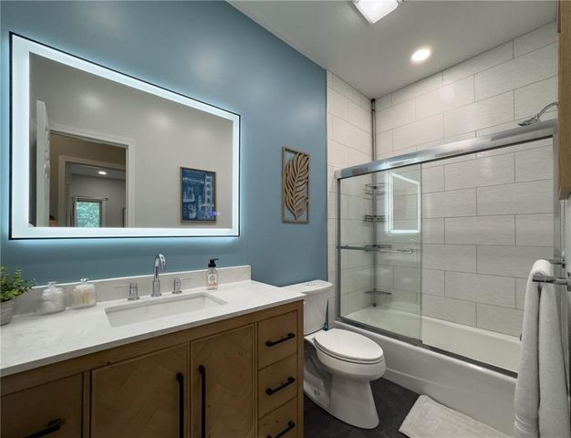 14682 W 144th Terrace, Olathe, KS 66062