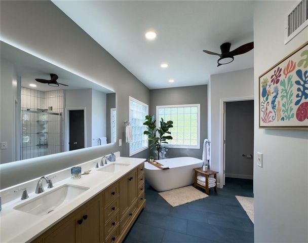 14682 W 144th Terrace, Olathe, KS 66062
