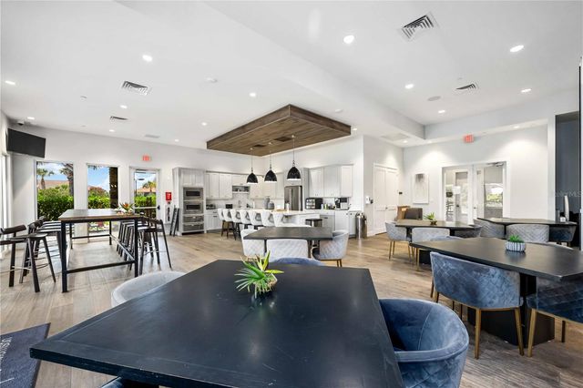 13608 MESSINA LOOP 202, Bradenton, FL 34211