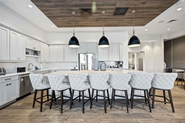 13608 MESSINA LOOP 202, Bradenton, FL 34211