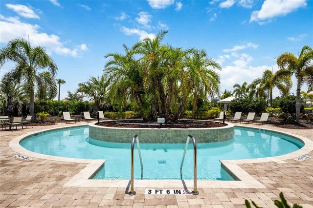 13608 MESSINA LOOP 202, Bradenton, FL 34211