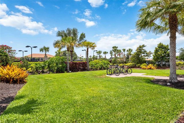 13608 MESSINA LOOP 202, Bradenton, FL 34211