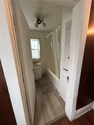 3311 E 22nd Street, Kansas City, MO 64127