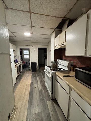 3311 E 22nd Street, Kansas City, MO 64127