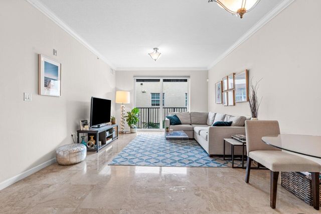 235 NE 1st Street 504, Delray Beach, FL 33444