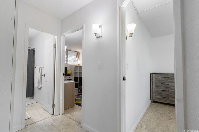 95-2035 Waikalani Place B302, Mililani, HI 96789