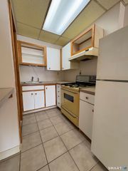 278 Chamberlain Road Lower Studio, Middletown, CT 06457