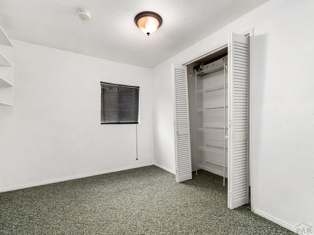 906 Aspen Circle, Pueblo, CO 81006