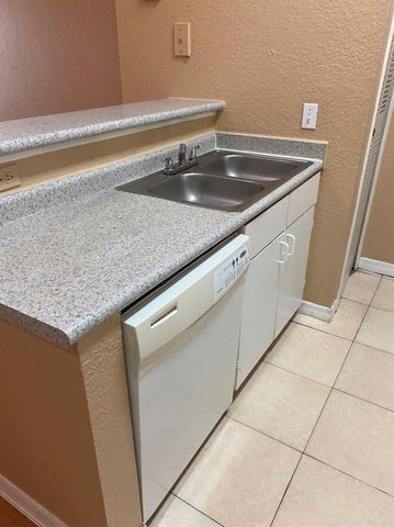 5028 PARK CENTRAL DRIVE 2131, Orlando, FL 32839