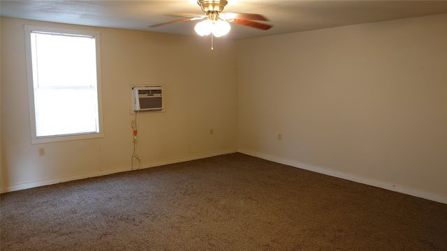 693 E North 15th Street B, Abilene, TX 79601