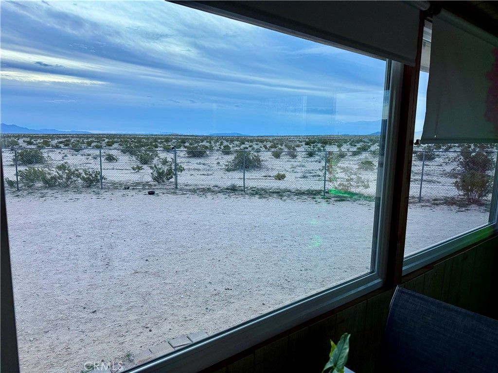 Image 3 of property listing at 4759 Pinto Mountain, 29 Palms, CA 92277