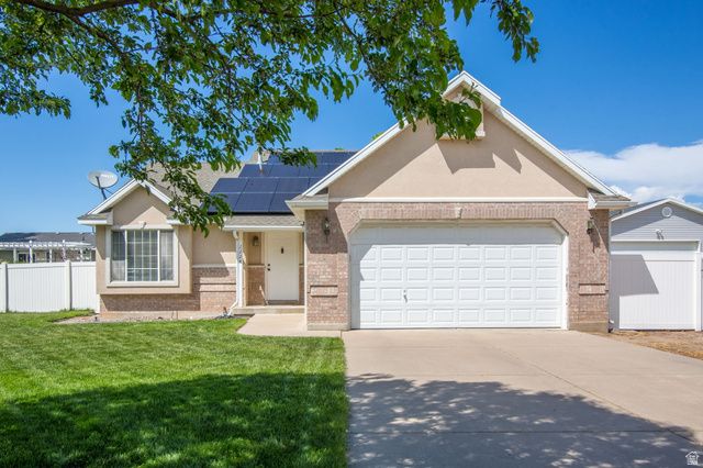 2224 W 2150 S, Syracuse, UT 84075