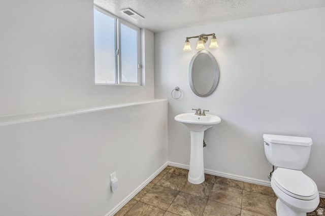 2224 W 2150 S, Syracuse, UT 84075