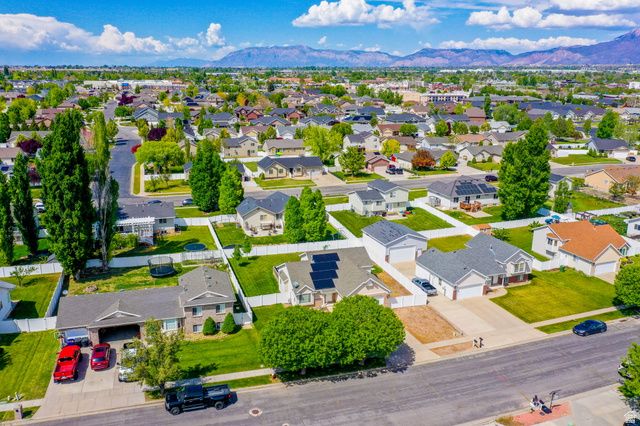 2224 W 2150 S, Syracuse, UT 84075