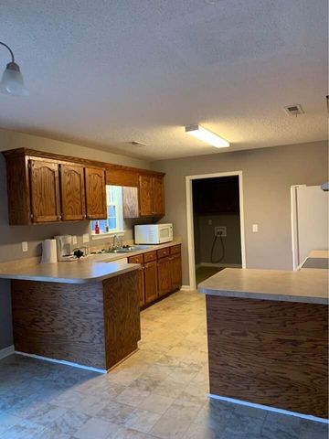 3495 Delaware Drive, Dalzell, SC 29040