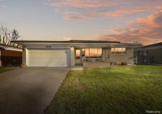 35220 Eden Park Drive, Sterling Heights, MI 48312