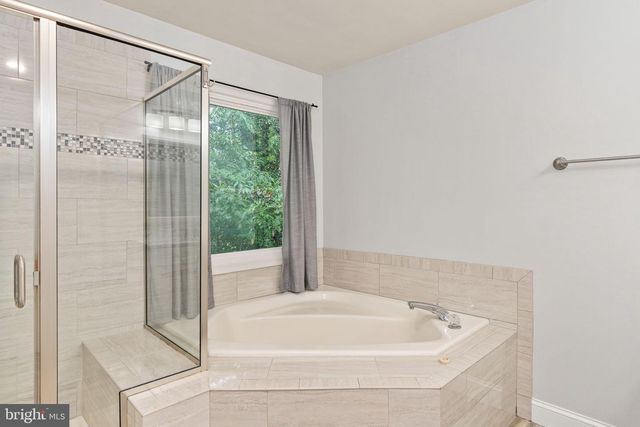 10224 N HAMPTON, Fredericksburg, VA 22408