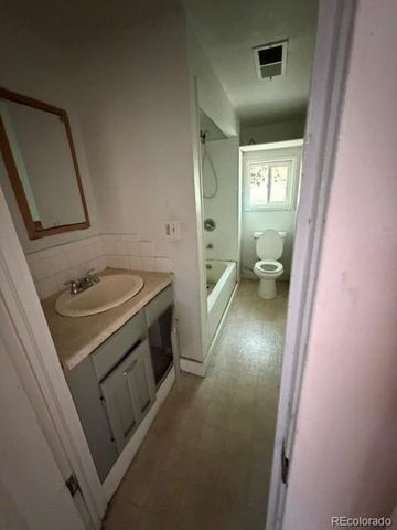2320 S Williams Street, Denver, CO 80210