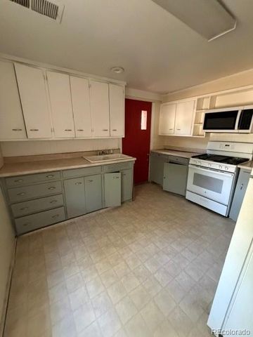 2320 S Williams Street, Denver, CO 80210
