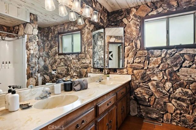 1160 W Alta Vista, Big Bear City, CA 92314