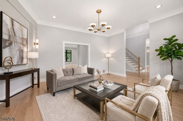 59 Wynnewood Rd, Livingston Twp., NJ 07039