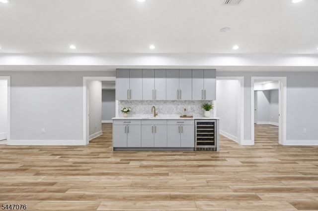 59 Wynnewood Rd, Livingston Twp., NJ 07039