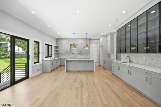 59 Wynnewood Rd, Livingston Twp., NJ 07039