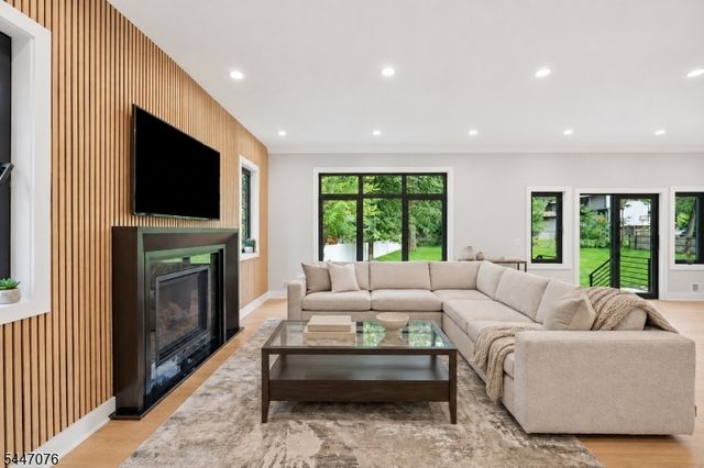 59 Wynnewood Rd, Livingston Twp., NJ 07039