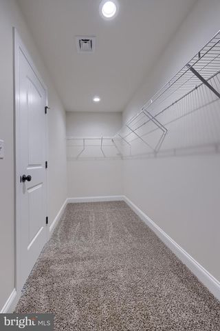 3832 COUNTRY DR, Dover, PA 17315