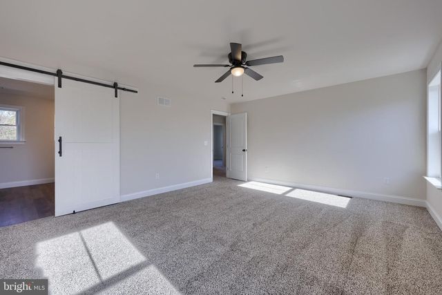 3832 COUNTRY DR, Dover, PA 17315