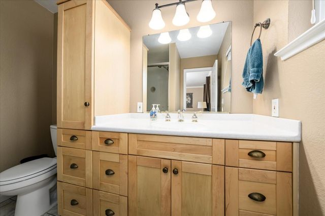 2502 Knollwood Dr, Cameron Park, CA 95682