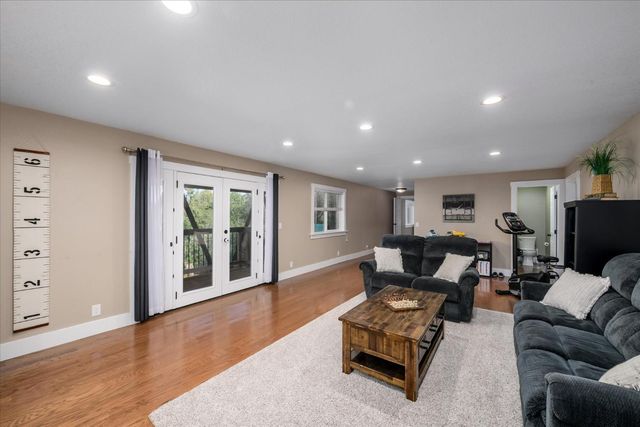2502 Knollwood Dr, Cameron Park, CA 95682