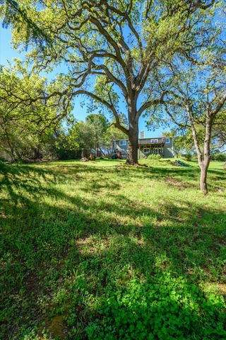 2502 Knollwood Dr, Cameron Park, CA 95682
