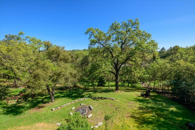 2502 Knollwood Dr, Cameron Park, CA 95682