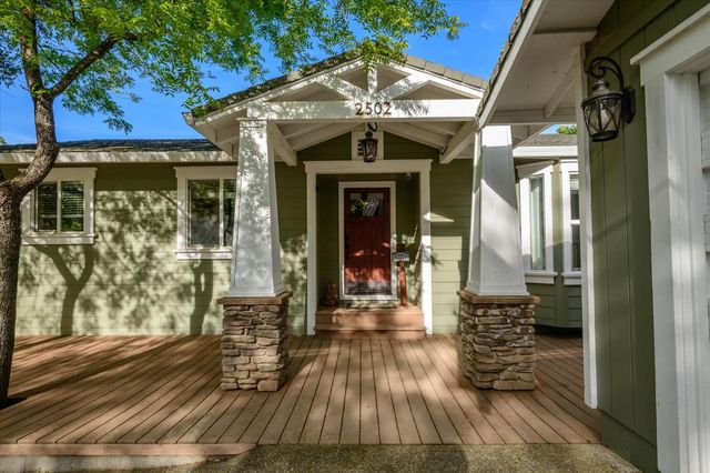 2502 Knollwood Dr, Cameron Park, CA 95682